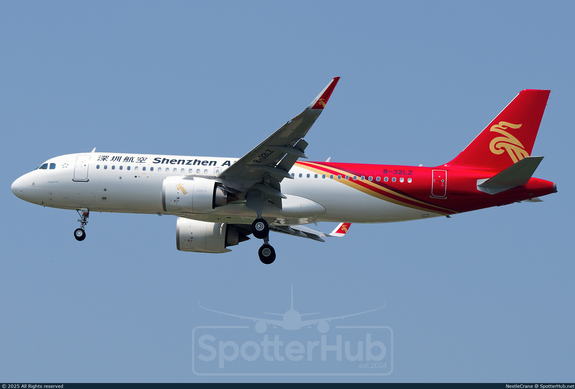 Photo of B-32LZ - Airbus A320-251N operated by Shenzhen Airlines
