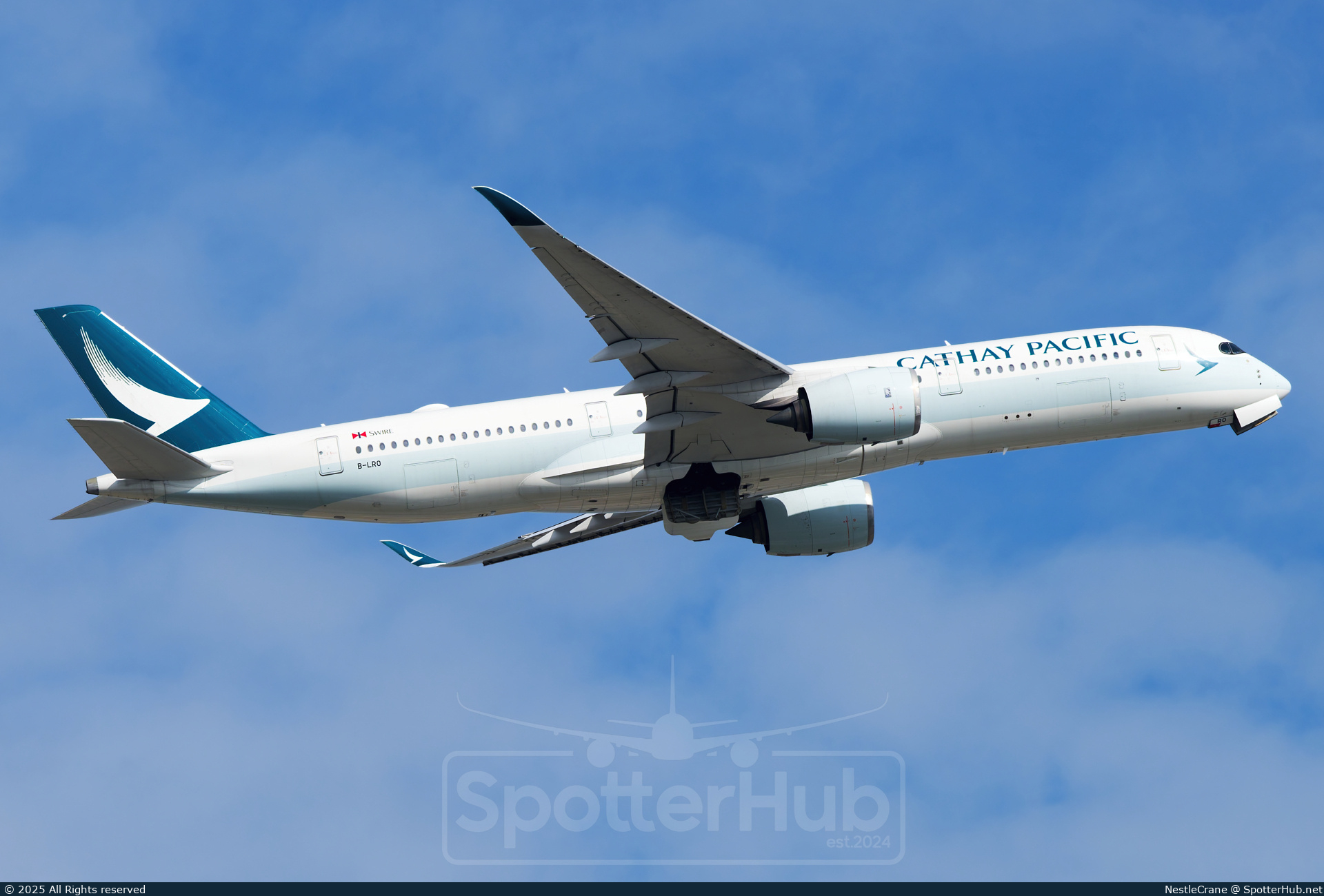 Photo of B-LRO - Airbus A350-941 operated by Cathay Pacific Airways