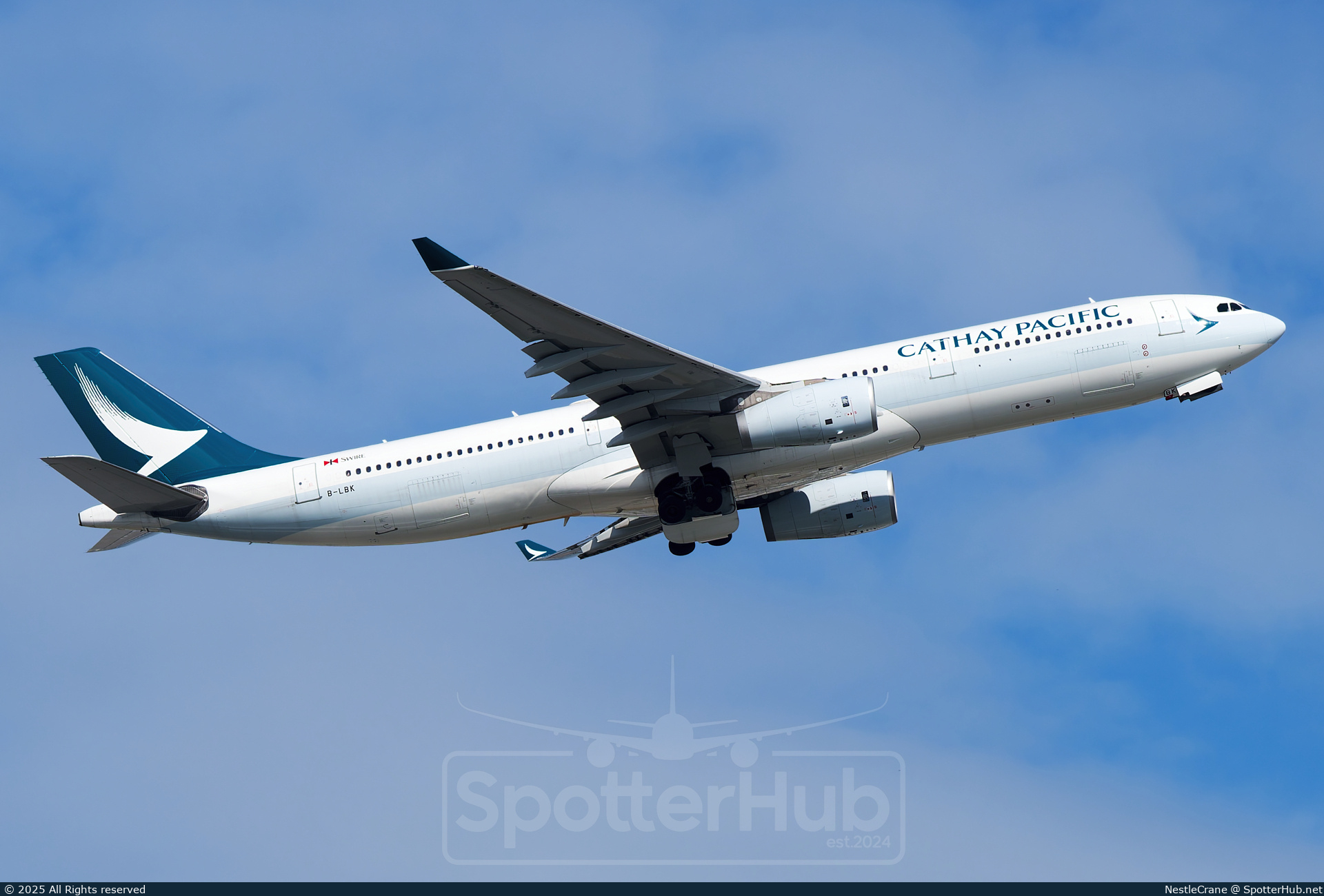 Photo of B-LBK - Airbus A330-343 operated by Cathay Pacific Airways