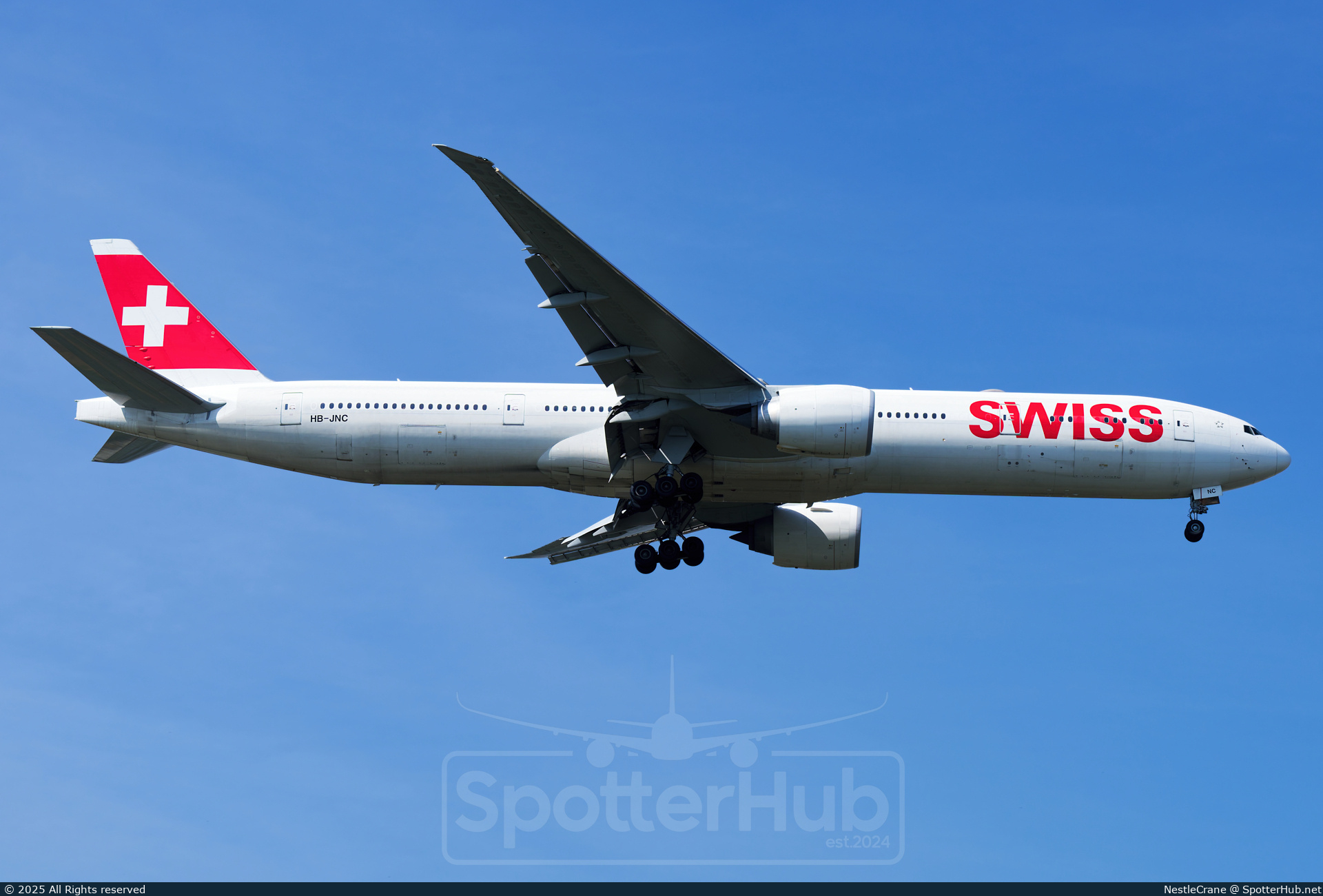 Photo of HB-JNC - Boeing 777-3DE(ER) operated by Swiss International Air Lines