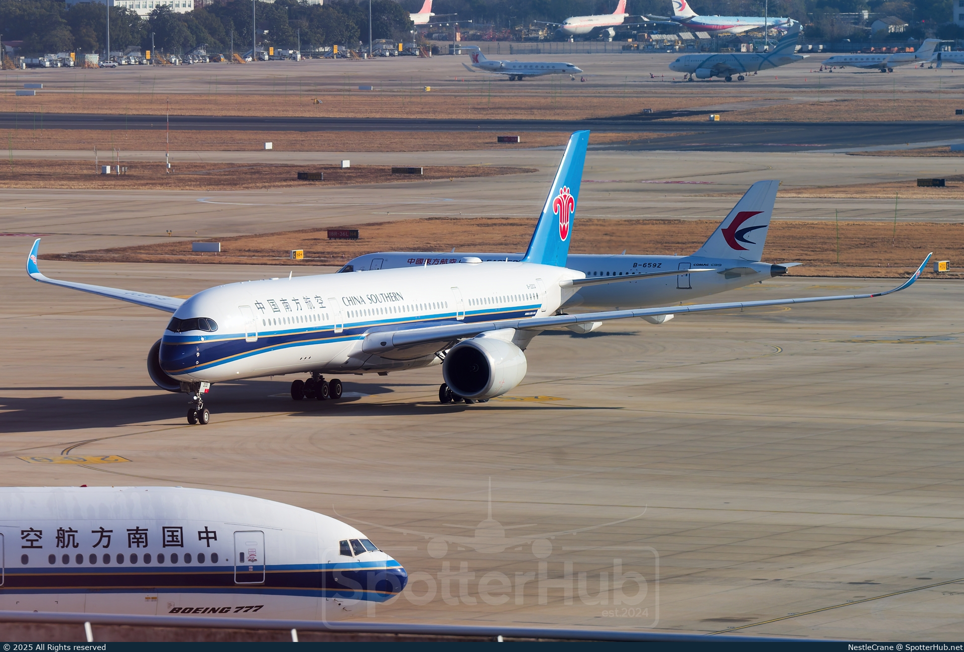 Photo of B-32CQ - Airbus A350-941 operated by China Southern Airlines