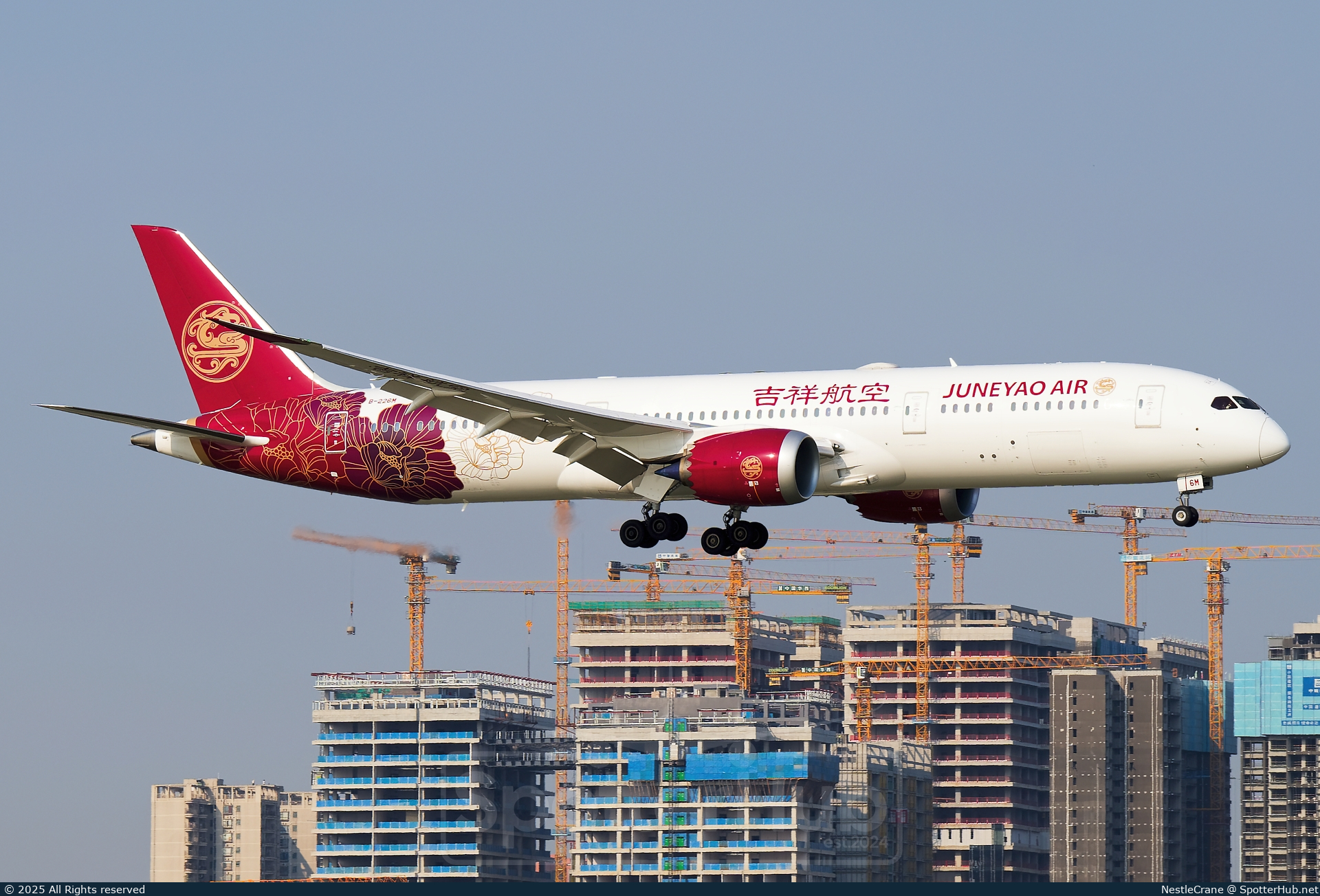 Photo of B-226M - Boeing 787-9 Dreamliner operated by Juneyao Air