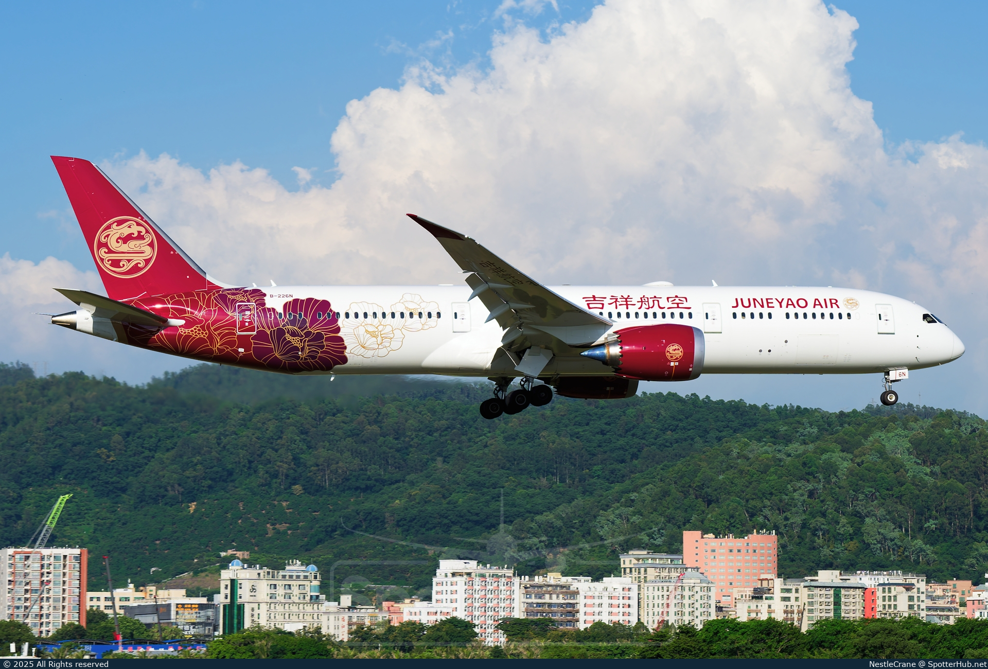Photo of B-226N - Boeing 787-9 Dreamliner operated by Juneyao Air