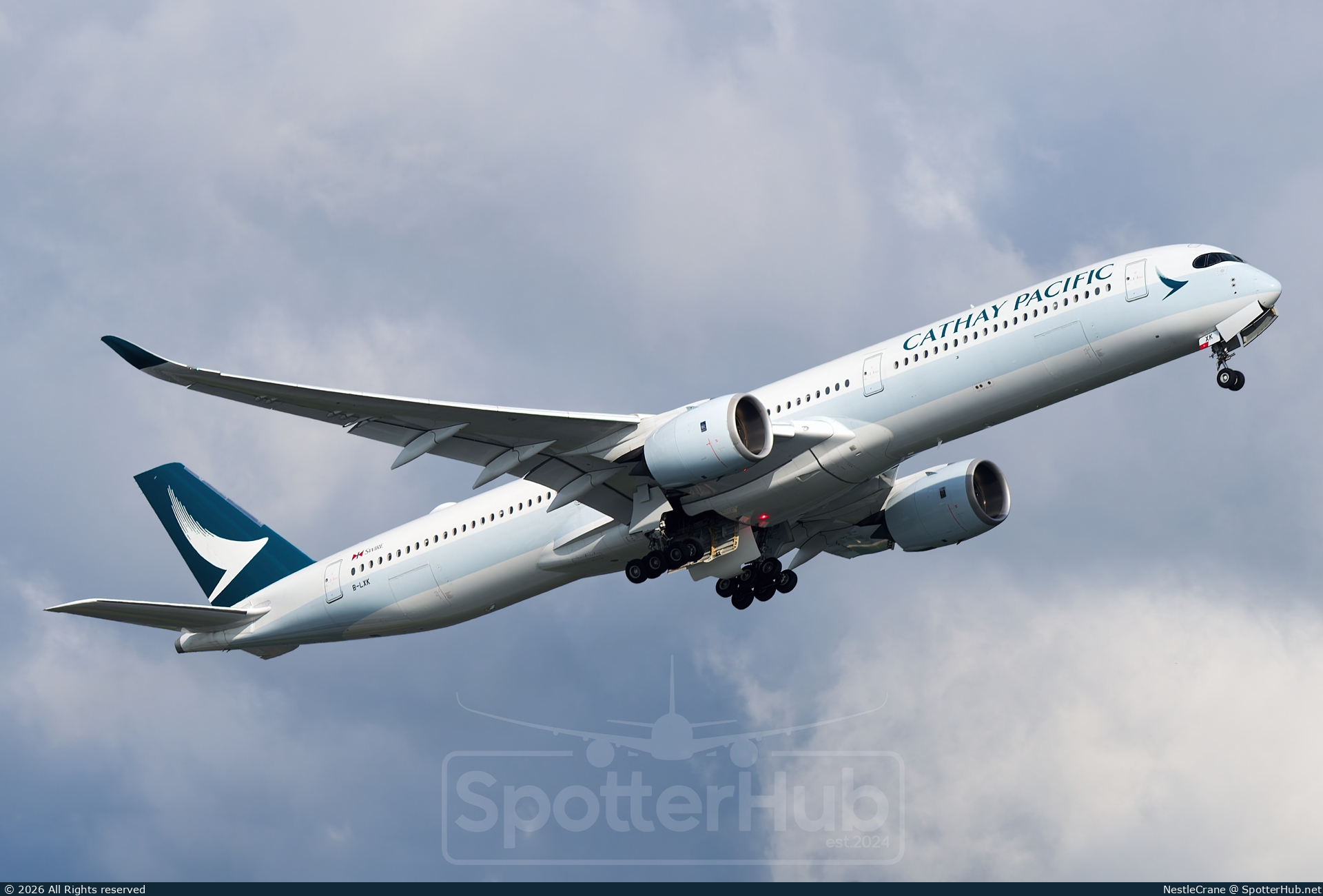 Photo of B-LXK - Airbus A350-1041 operated by Cathay Pacific Airways
