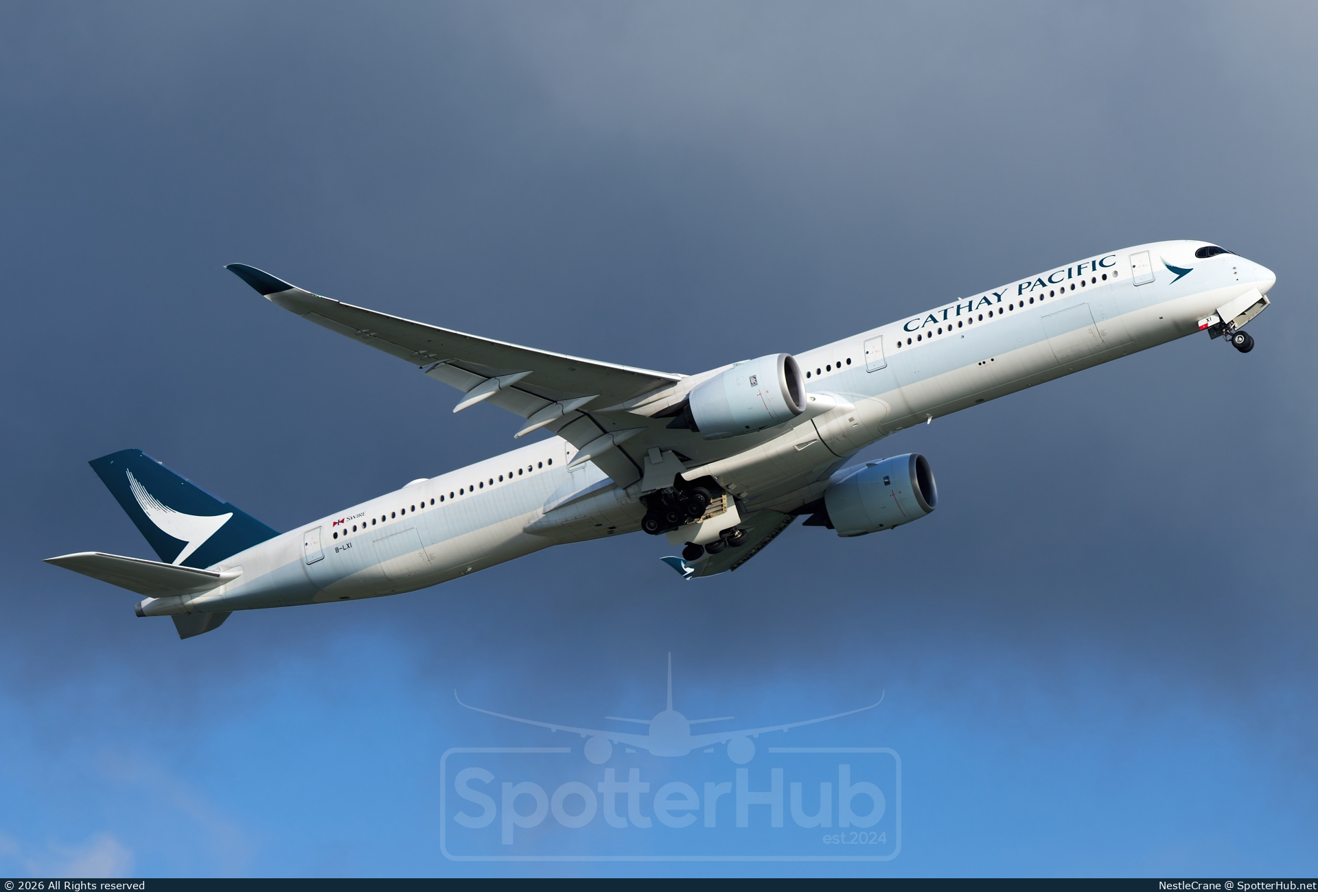 Photo of B-LXI - Airbus A350-1041 operated by Cathay Pacific Airways