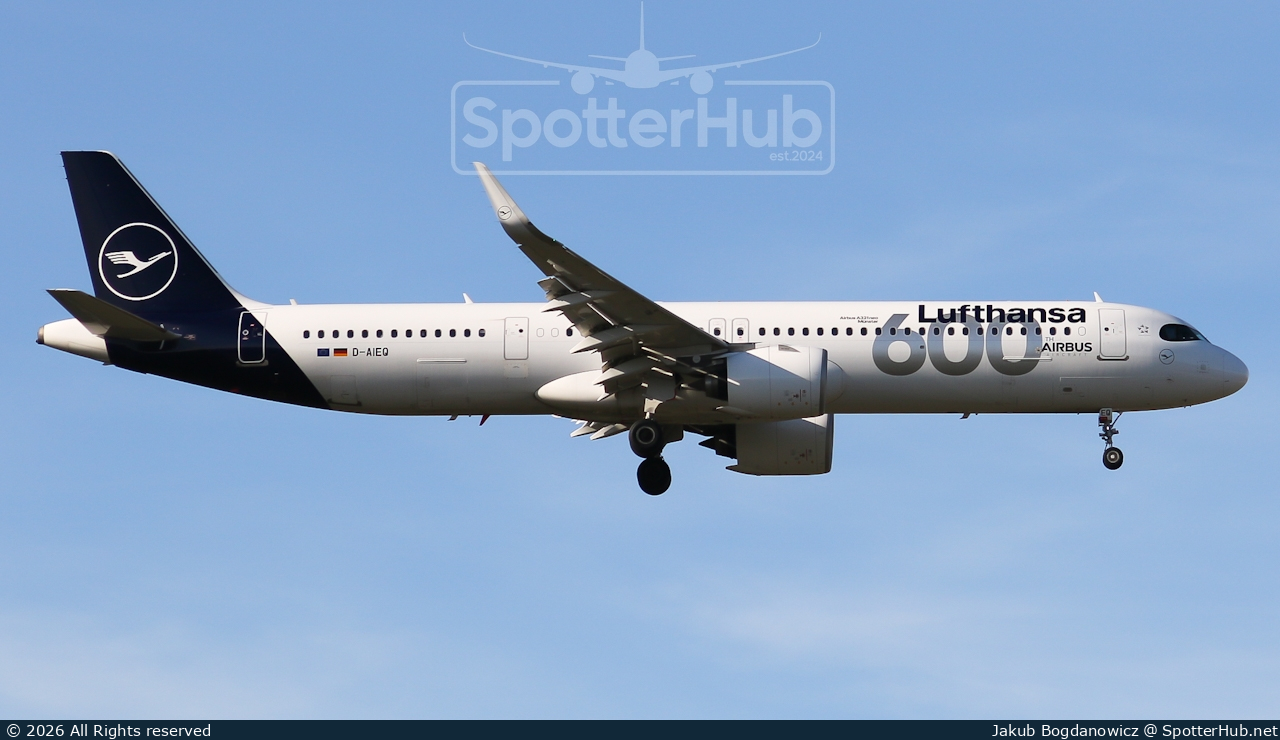 Photo of D-AIEQ - Airbus A321-271NX operated by Lufthansa