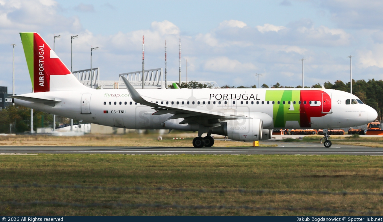 Photo of CS-TNU - Airbus A320-214 operated by TAP Air Portugal