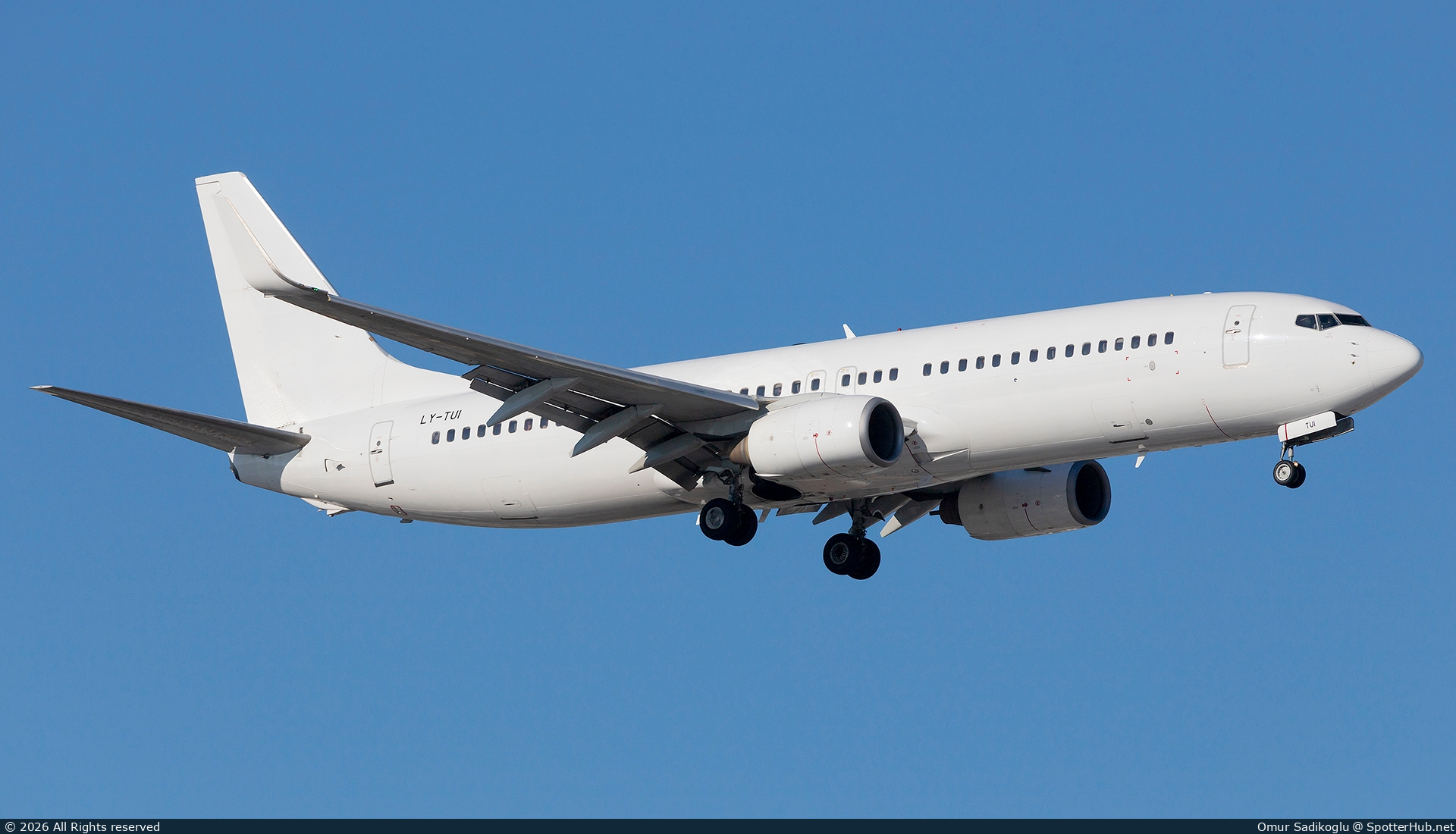 Photo of LY-TUI - Boeing 737-85P operated by GetJet Airlines