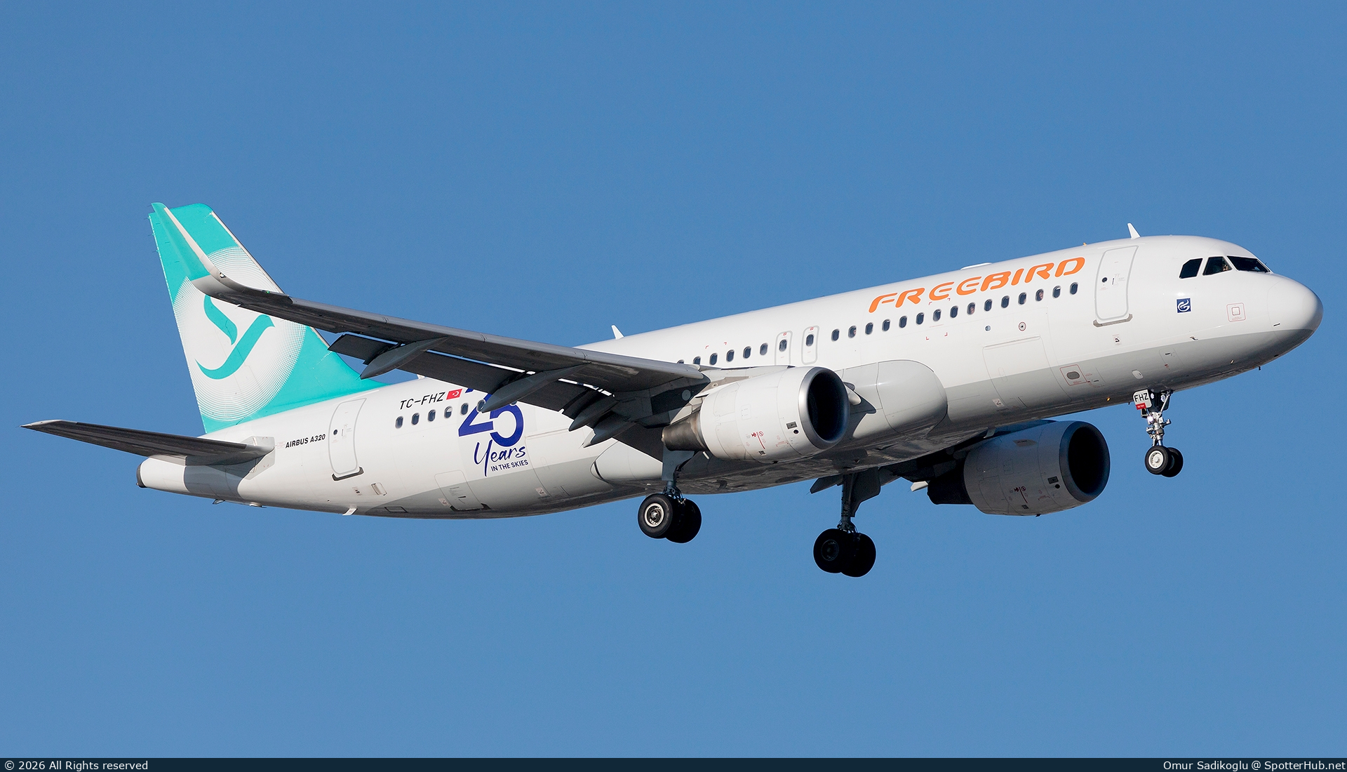 Photo of TC-FHZ - Airbus A320-214 operated by Freebird Airlines