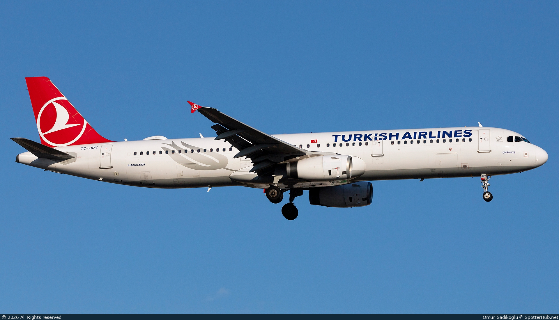 Photo of TC-JRV - Airbus A321-231 operated by Turkish Airlines