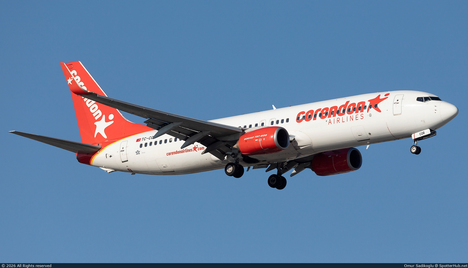 Photo of TC-COR - Boeing 737-8SH operated by Corendon Airlines