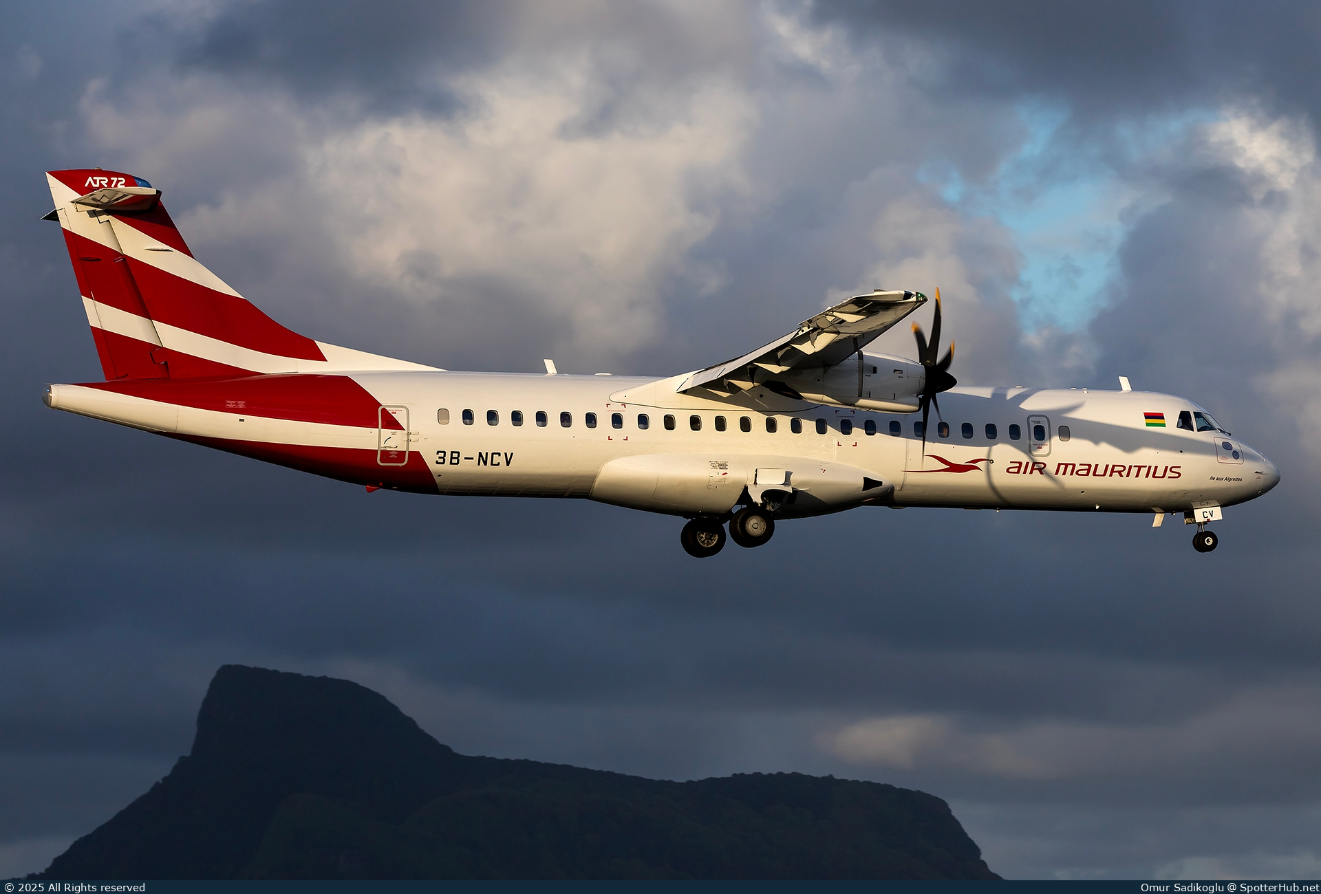 Photo of 3B-NCV - ATR 72-600 operated by Air Mauritius