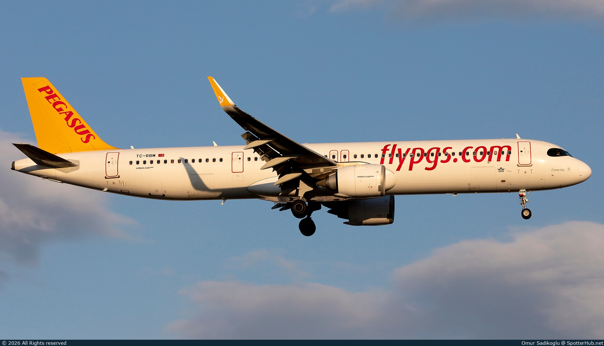 Photo of TC-RBM - Airbus A321-251NX operated by Pegasus Airlines