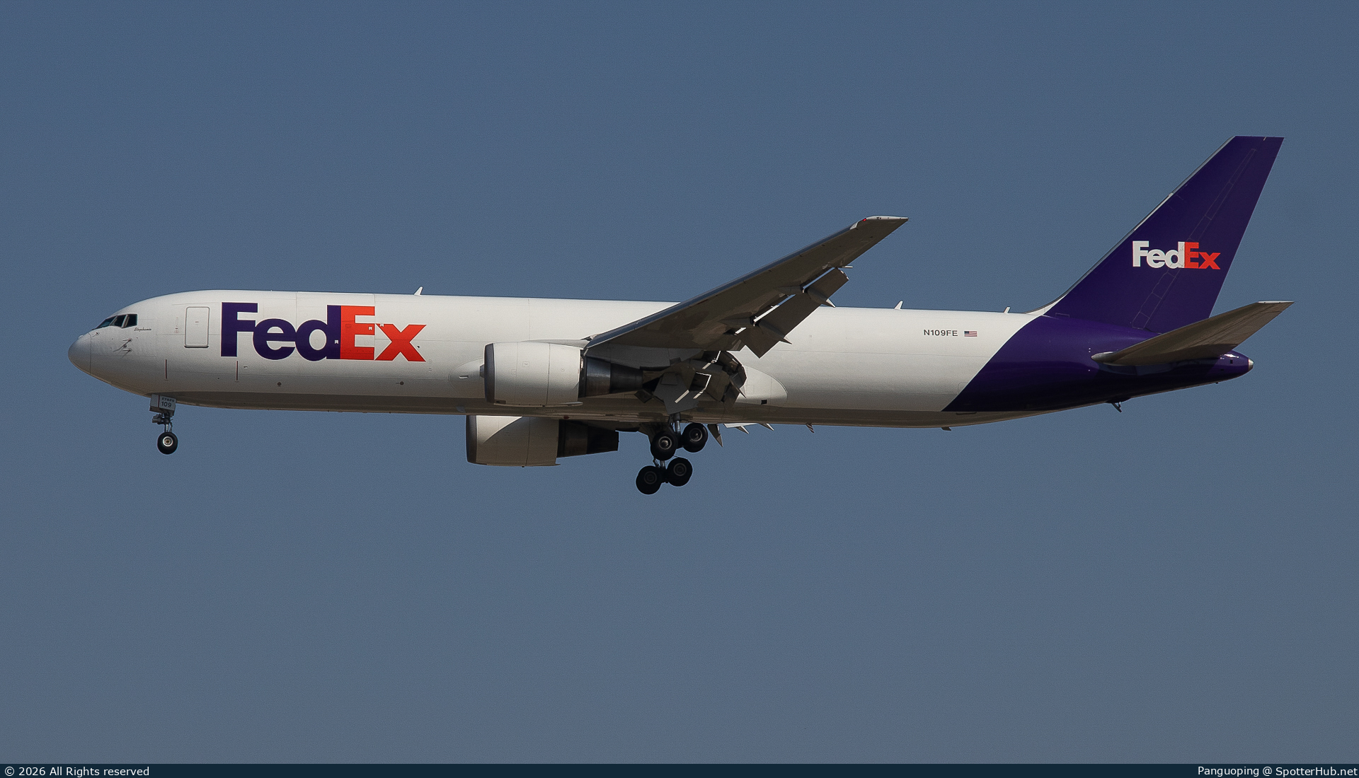 Photo of N109FE - Boeing 767-3S2F operated by FedEx