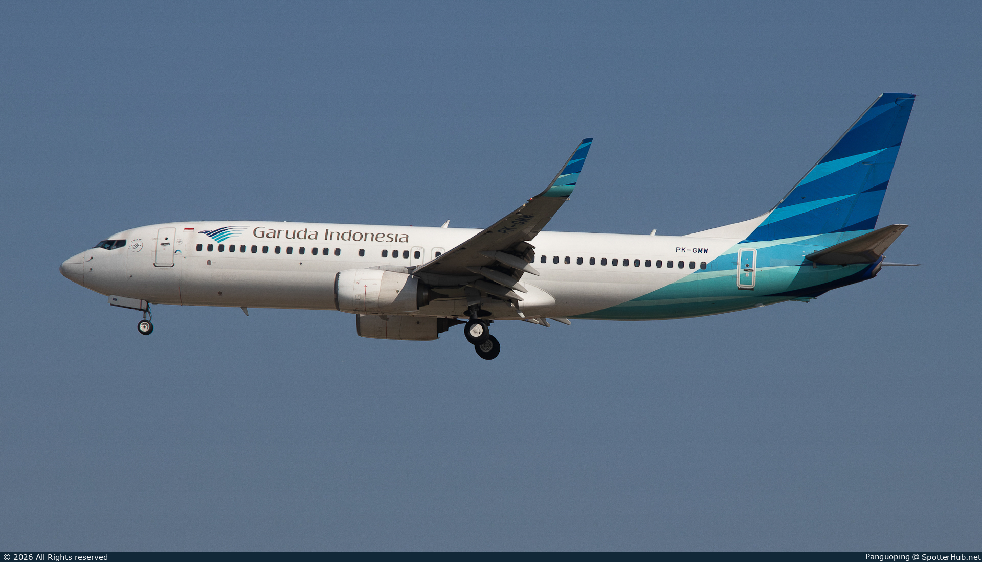 Photo of PK-GMW - Boeing 737-8U3 operated by Garuda Indonesia