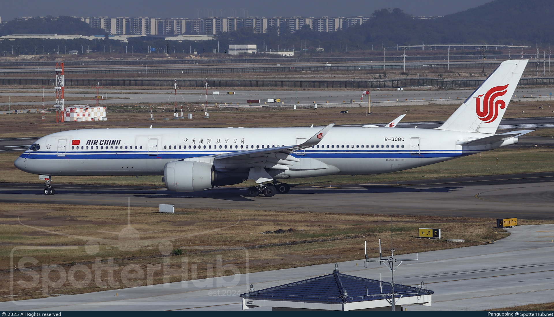 Photo of B-308C - Airbus A350-941 operated by Air China