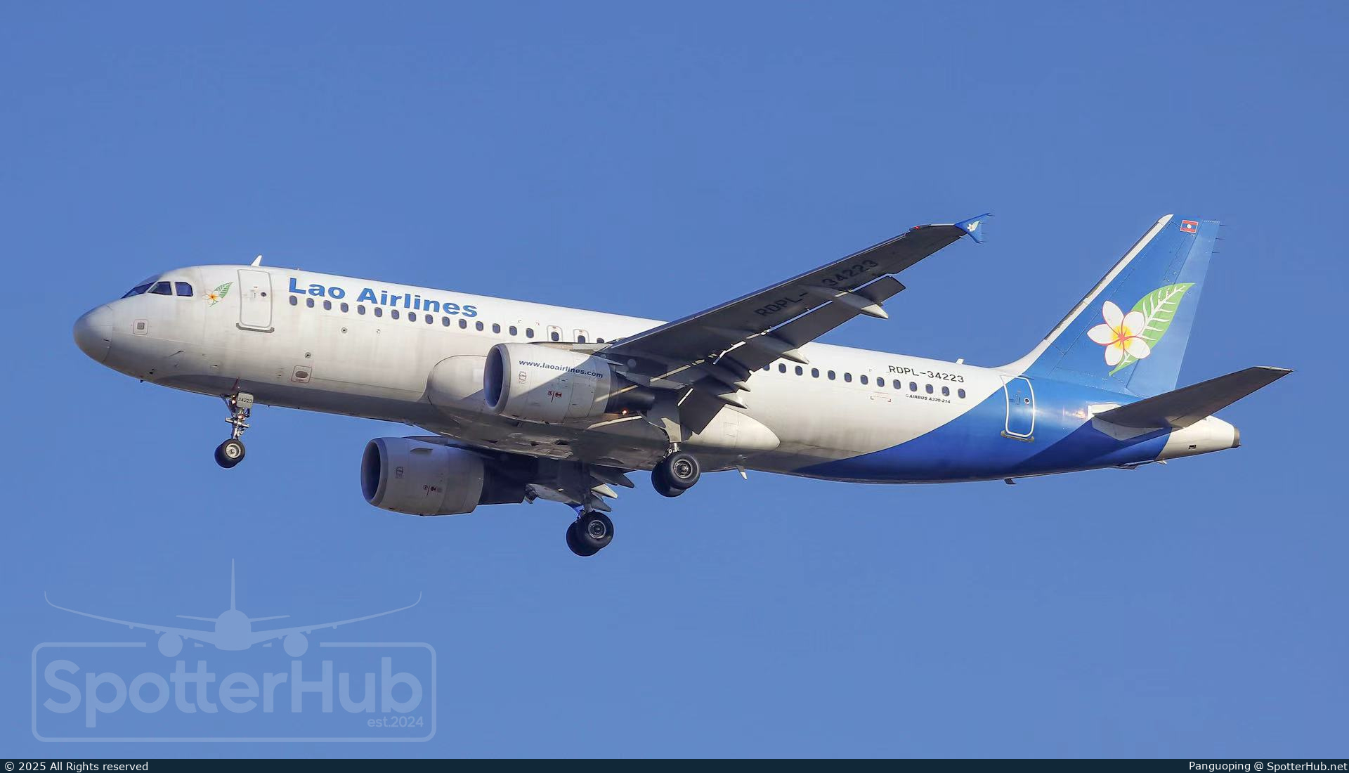 Photo of RDPL-34223 - Airbus A320-214 operated by Lao Airlines