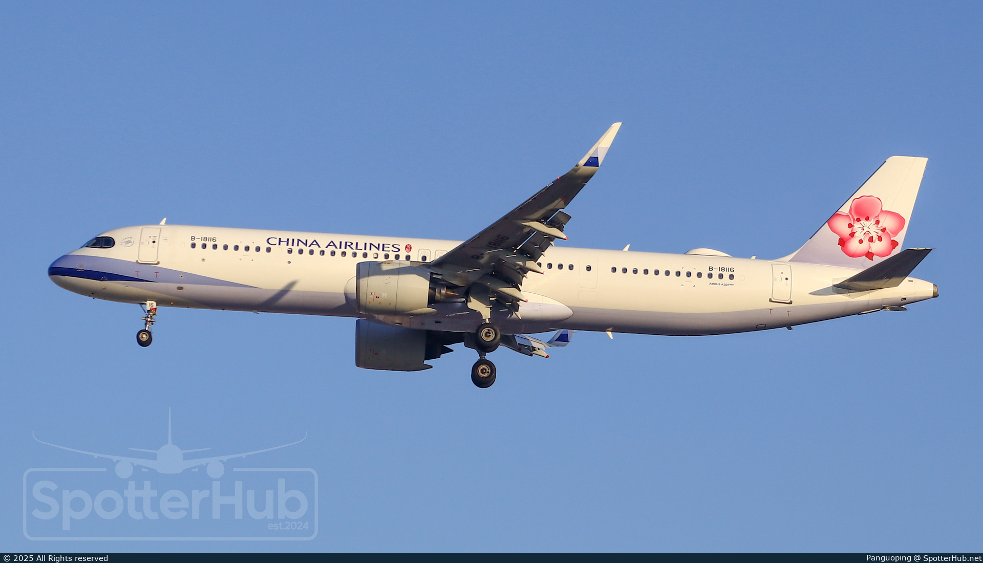Photo of B-18116 - Airbus A321-271NX operated by China Airlines