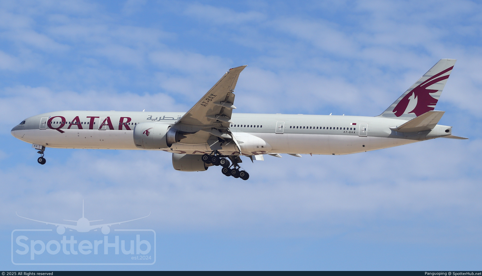 Photo of A7-BAX - Boeing 777-3DZ(ER) operated by Qatar Airways