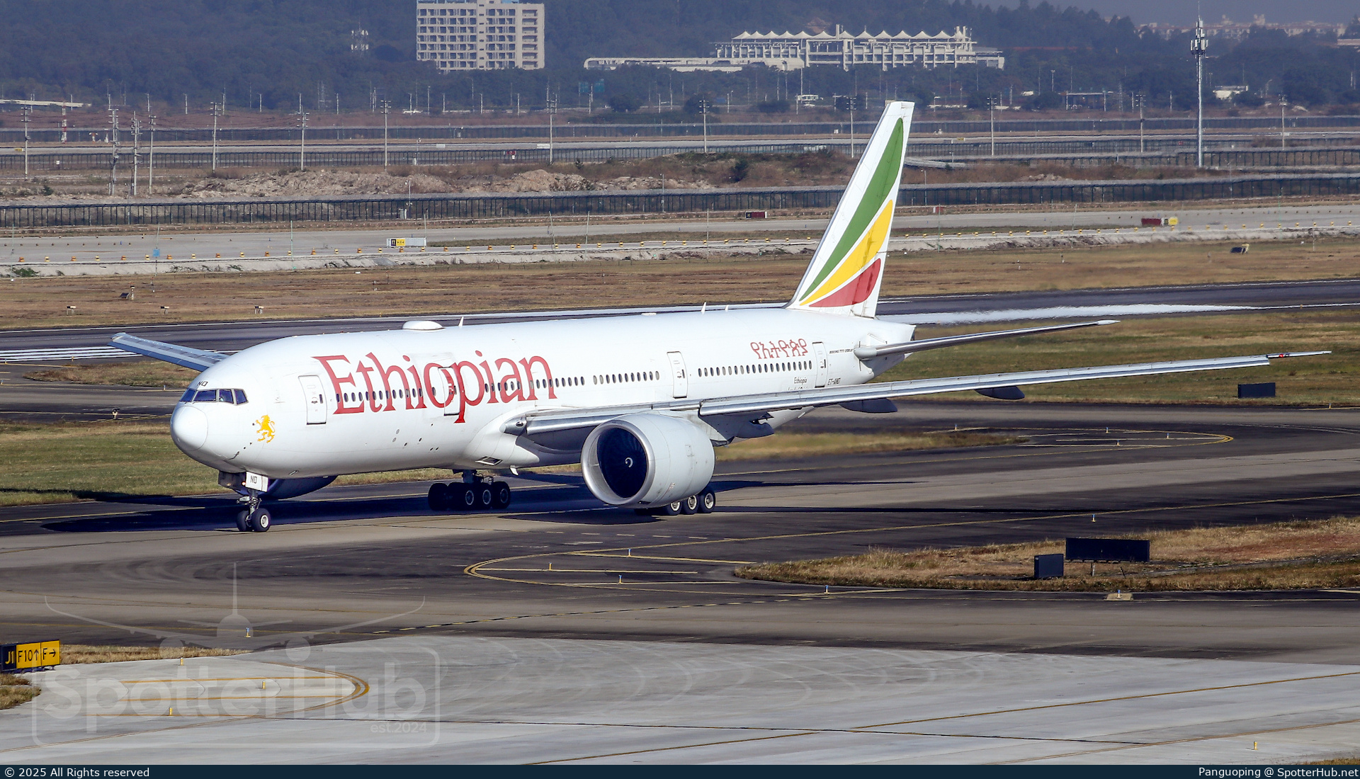 Photo of ET-ANO - Boeing 777-260(LR) operated by Ethiopian Airlines