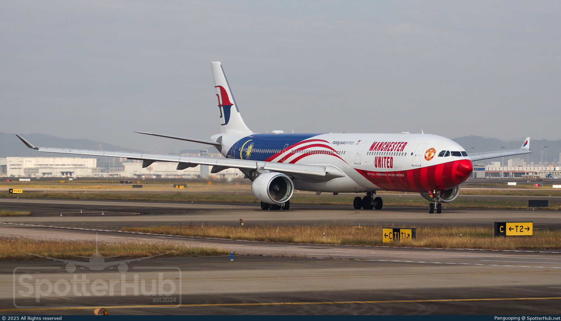 Photo of 9M-MTL - Airbus A330-323 operated by Malaysia Airlines