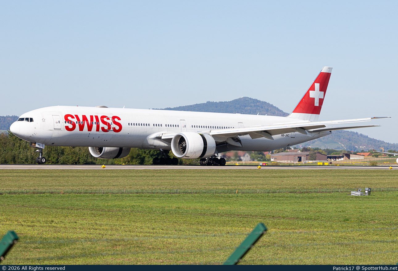 Photo of HB-JNC - Boeing 777-3DE(ER) operated by Swiss International Air Lines