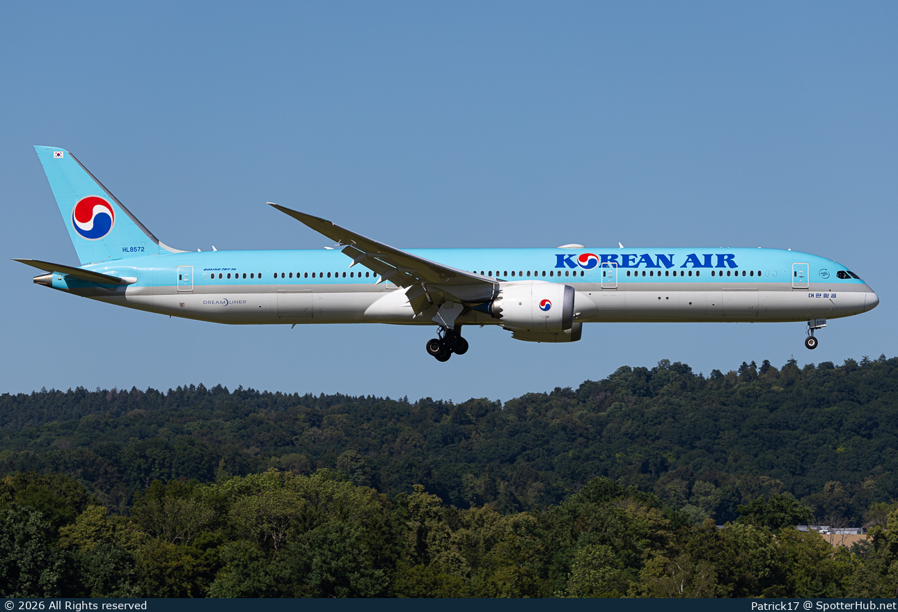 Photo of HL8572 - Boeing 787-10 Dreamliner operated by Korean Air