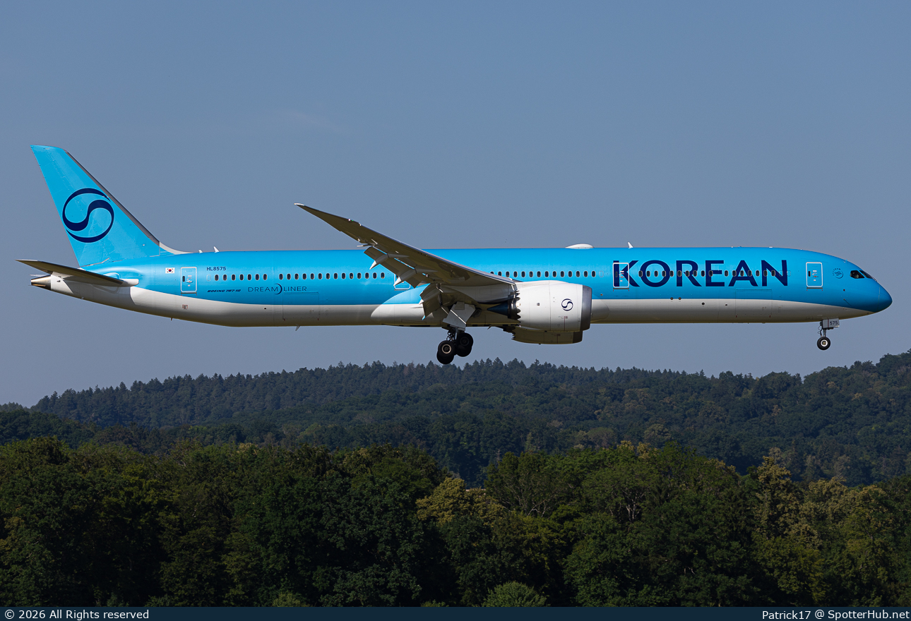 Photo of HL8575 - Boeing 787-10 Dreamliner operated by Korean Air
