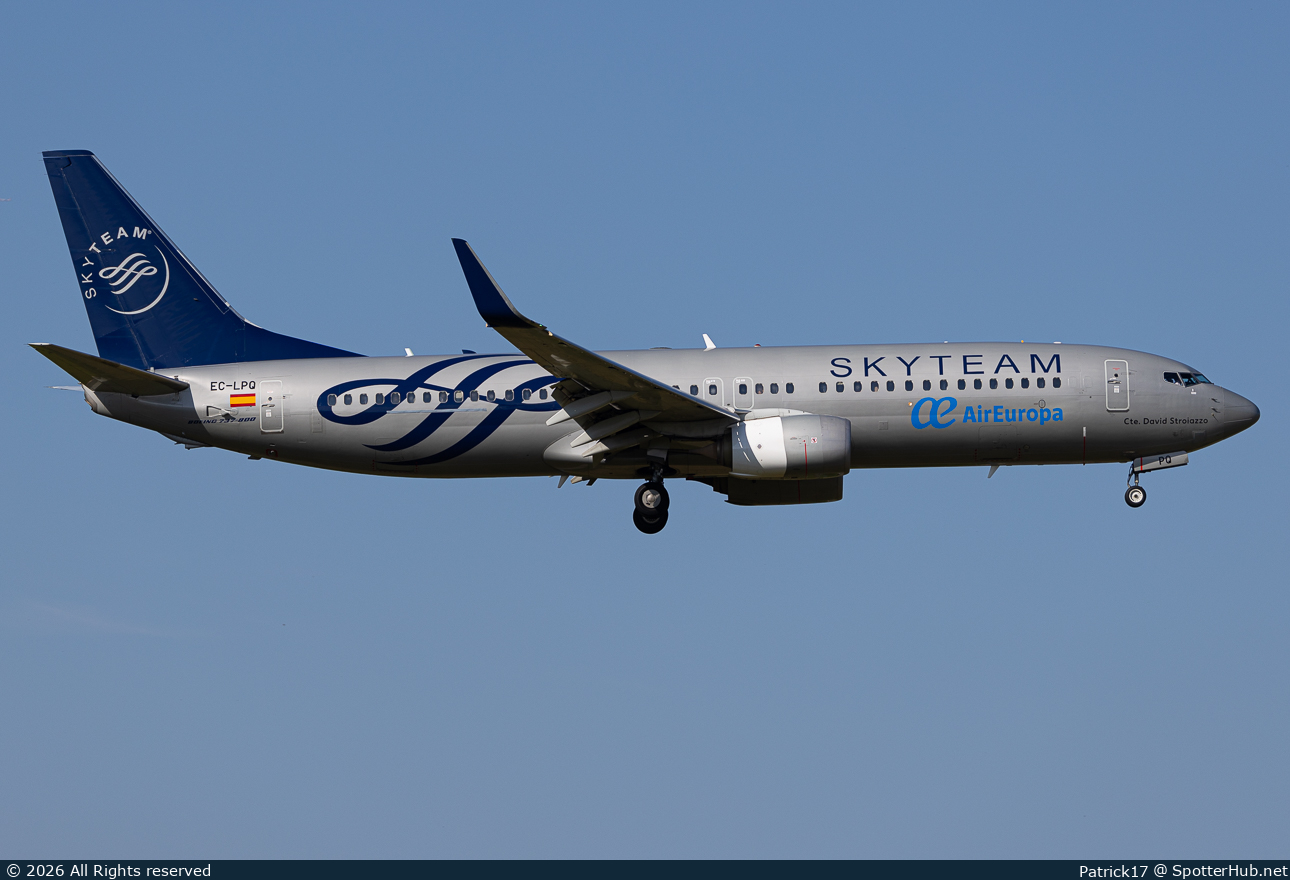 Photo of EC-LPQ - Boeing 737-85P operated by Air Europa