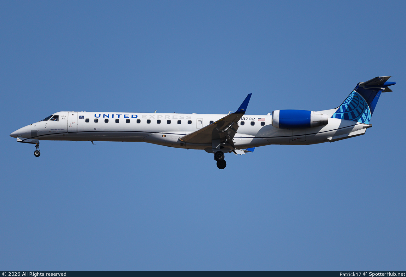 Photo of N13202 - Embraer ERJ-145XR operated by United Express (opb CommuteAir)