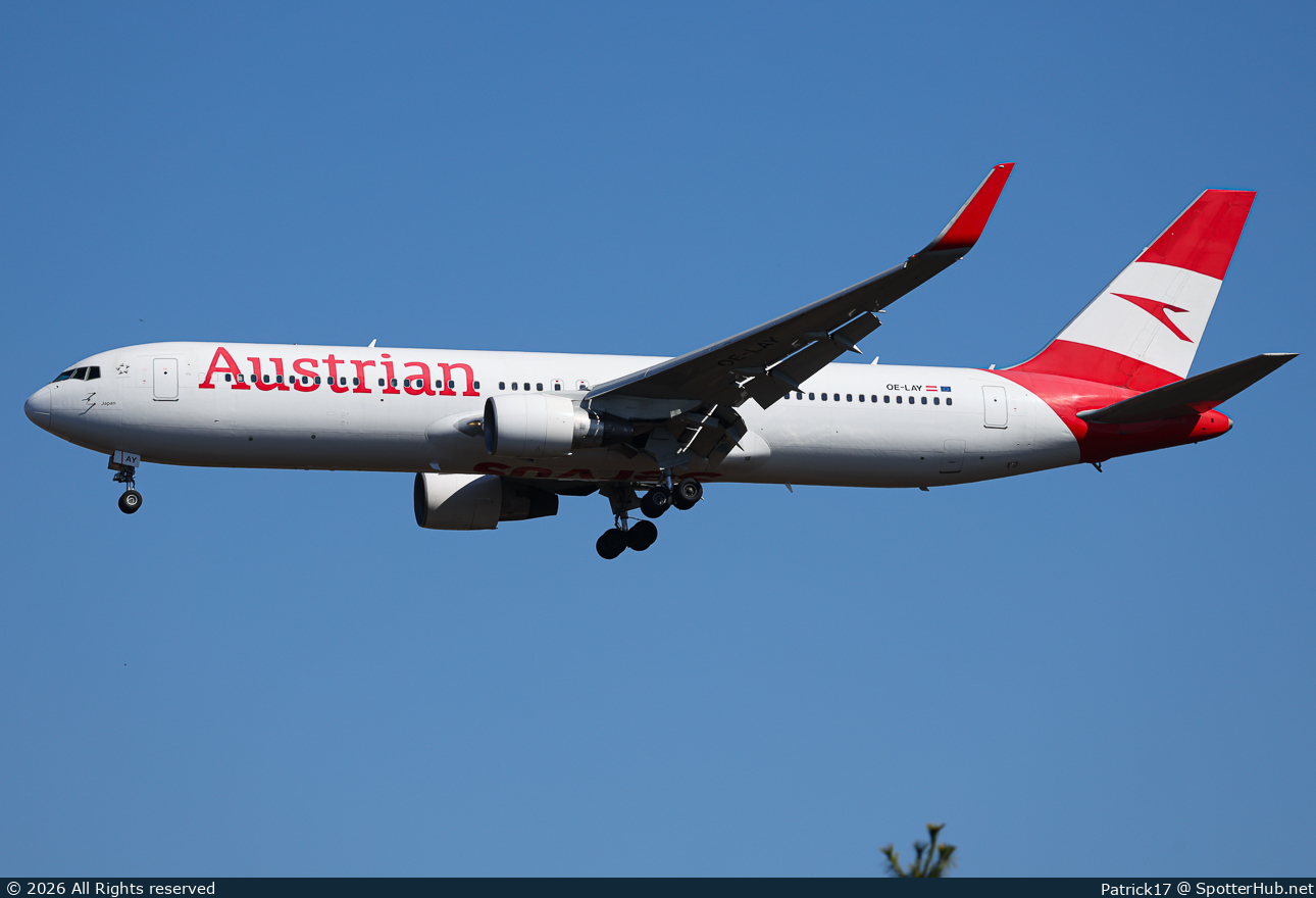 Photo of OE-LAY - Boeing 767-3Z9(ER) operated by Austrian Airlines