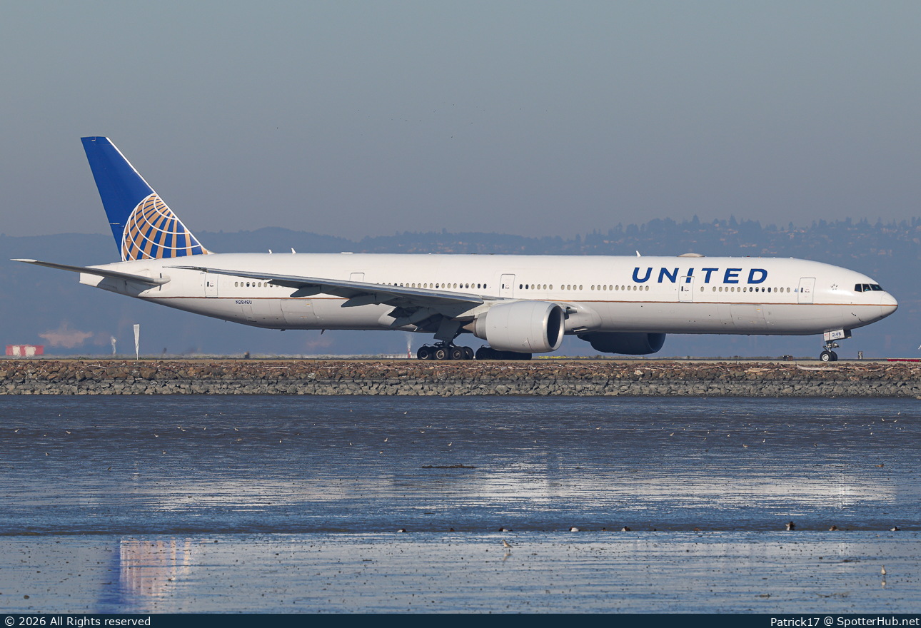 Photo of N2846U - Boeing 777-322(ER) operated by United Airlines