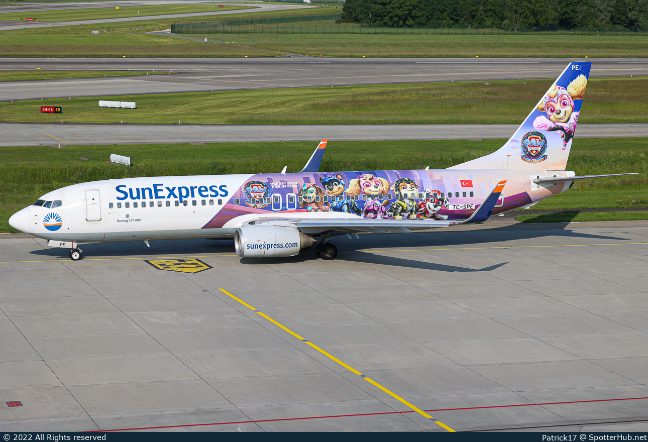 Photo of TC-SPE - Boeing 737-8HC operated by SunExpress