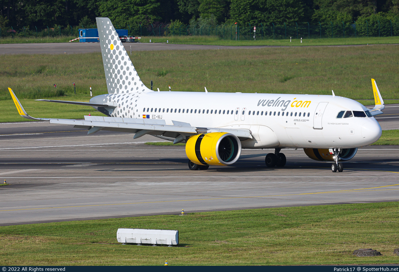 Photo of EC-NIJ - Airbus A320-271N operated by Vueling