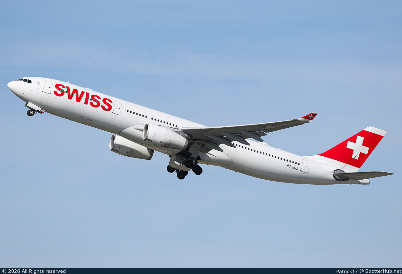 Photo of HB-JHA - Airbus A330-343 operated by Swiss International Air Lines