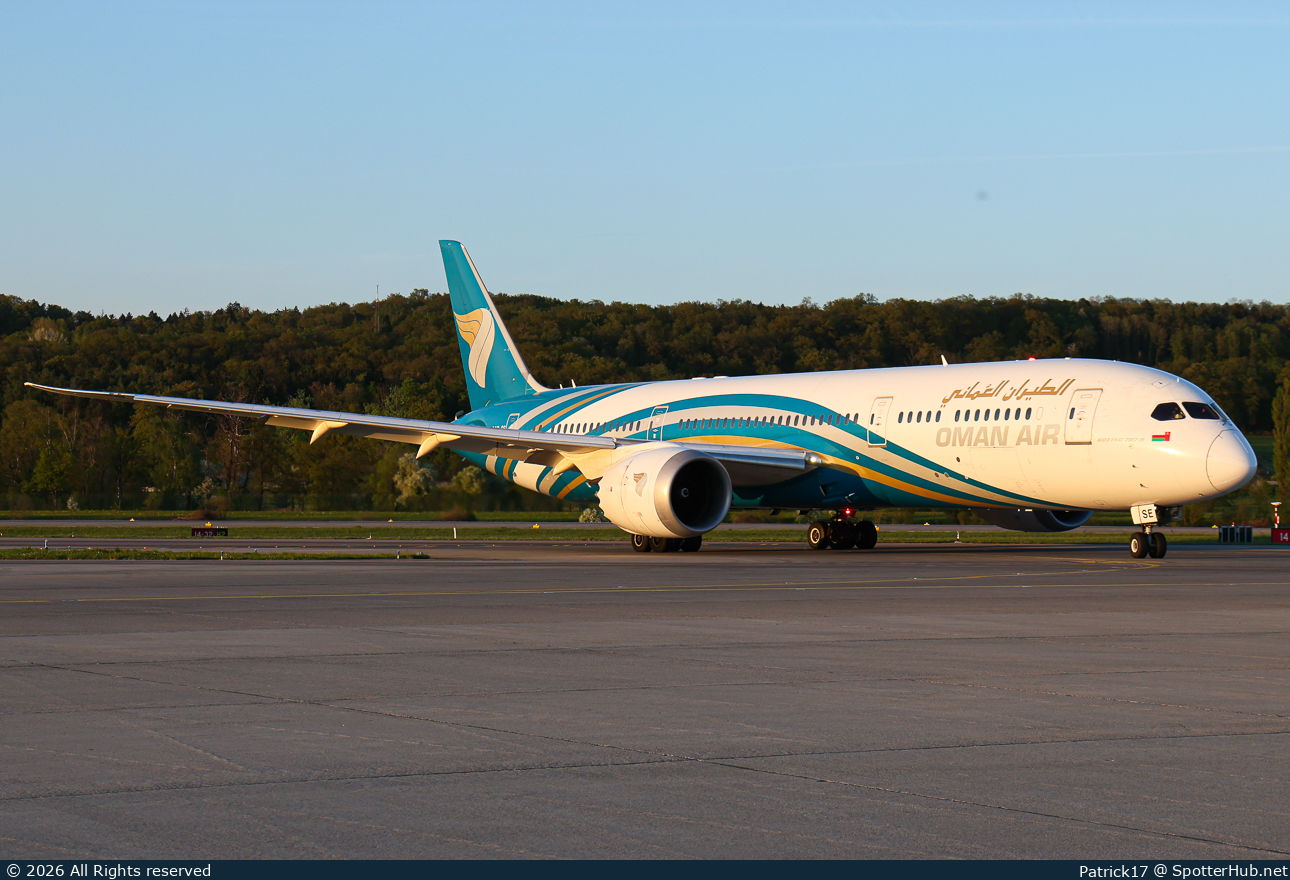 Photo of A4O-SE - Boeing 787-9 Dreamliner operated by Oman Air