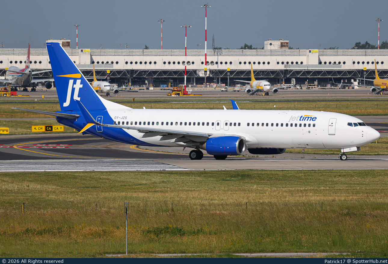 Photo of OY-JZS - Boeing 737-8K5 operated by Jettime