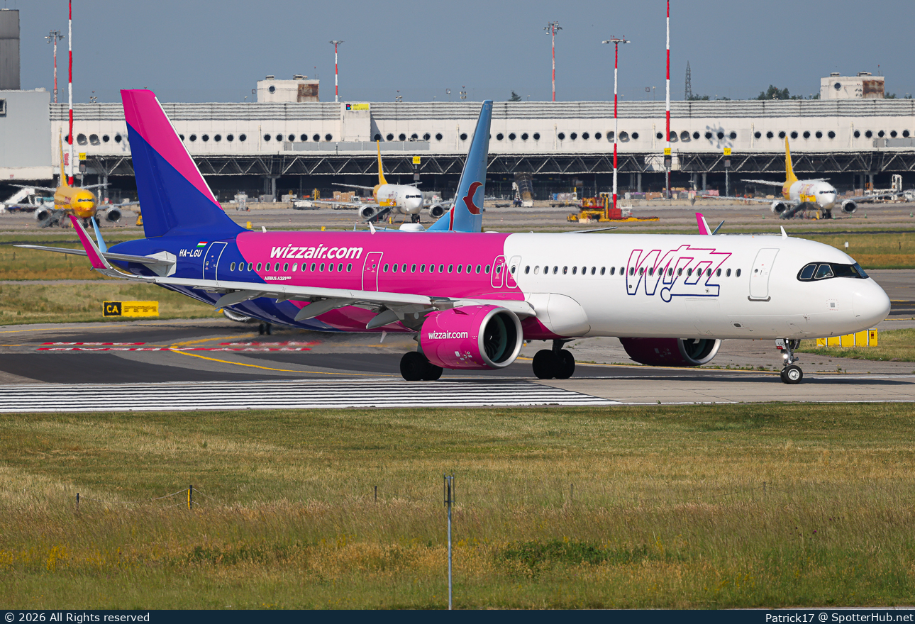 Photo of HA-LGU - Airbus A321-271NX operated by Wizz Air
