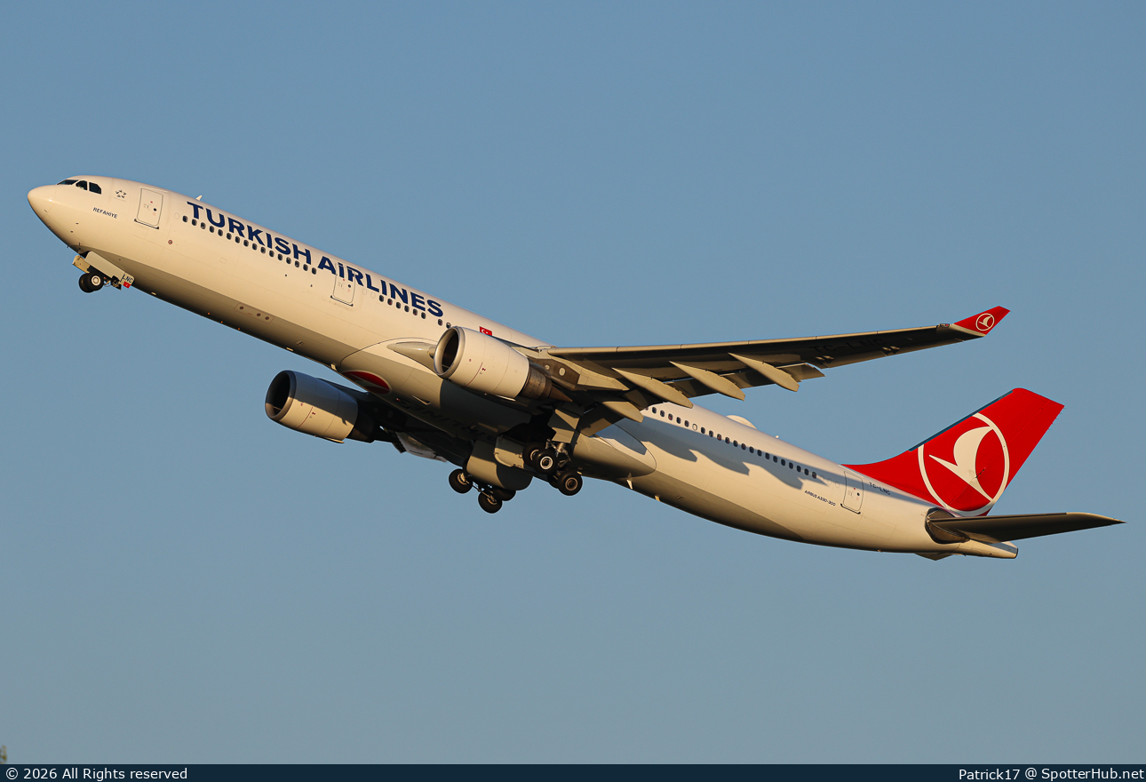 Photo of TC-LNC - Airbus A330-303 operated by Turkish Airlines