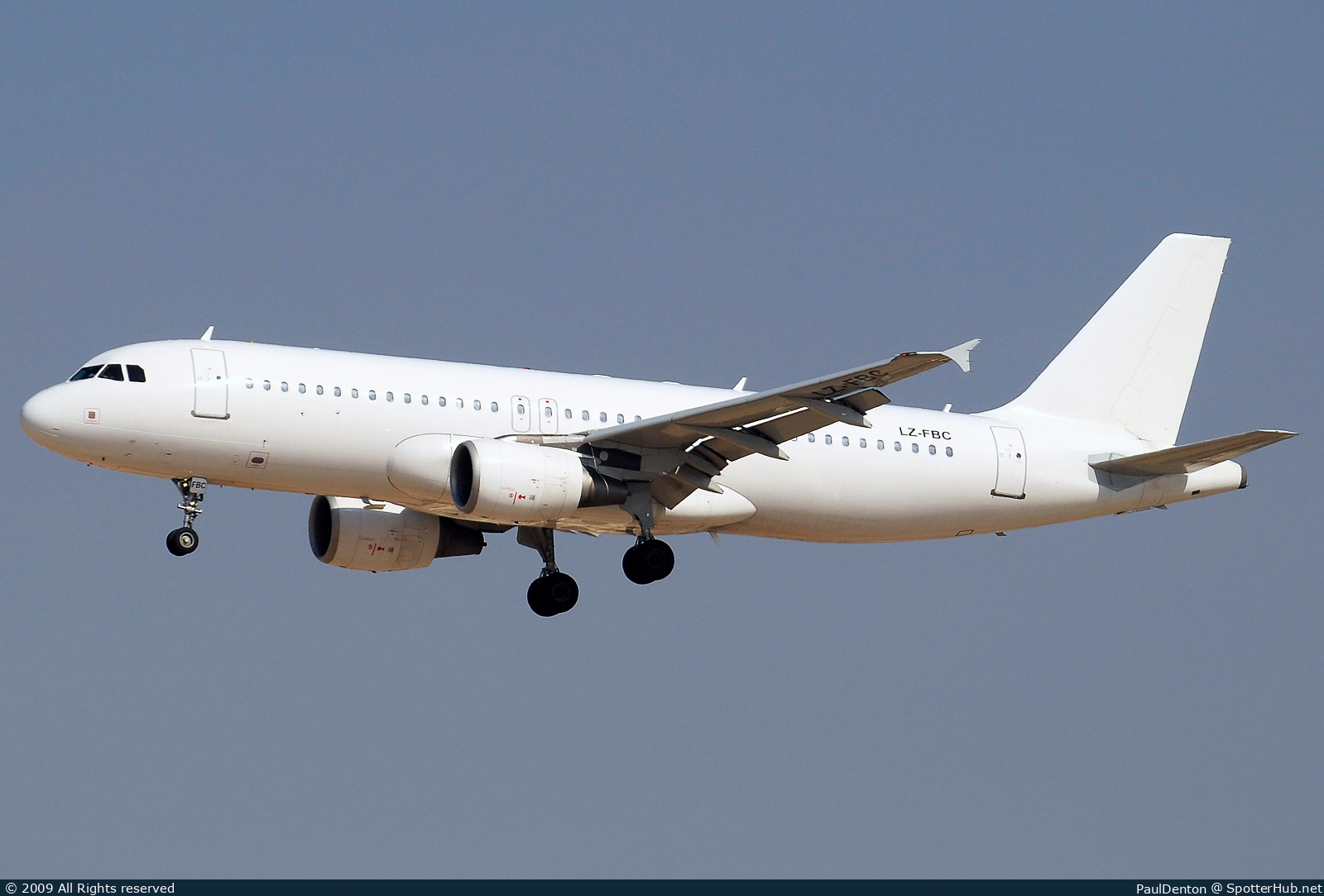 Photo of LZ-FBC - Airbus A320-214 operated by Bulgaria Air