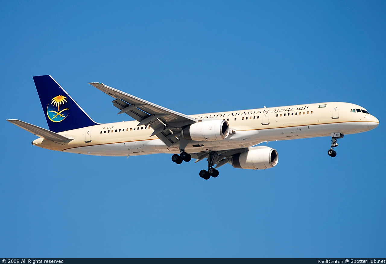 Photo of TC-OGT - Boeing 757-256 operated by Saudi Arabian Airlines (opb Atlasjet)