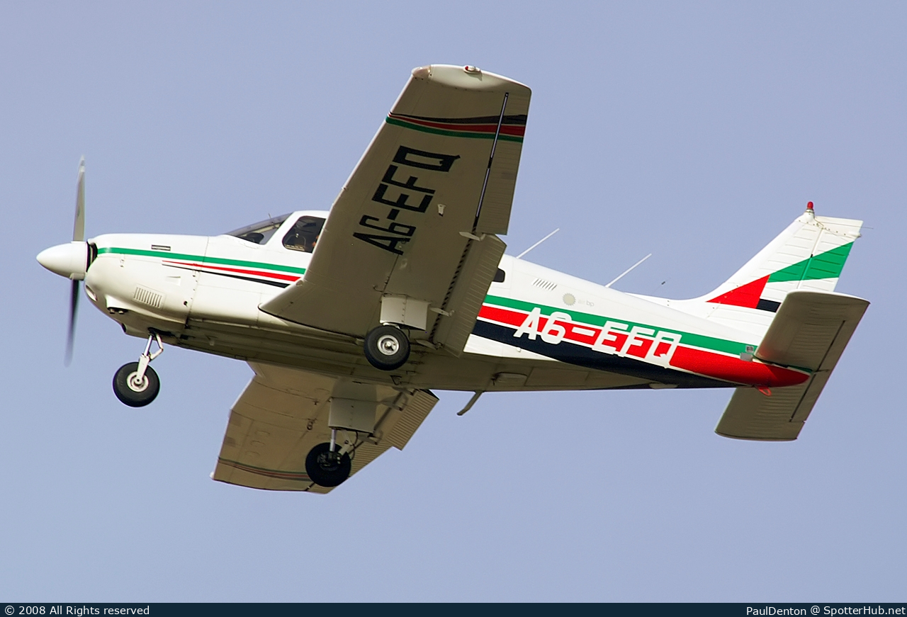 Photo of A6-EFQ - Piper PA-28-181 Archer II operated by Emirates Flying School