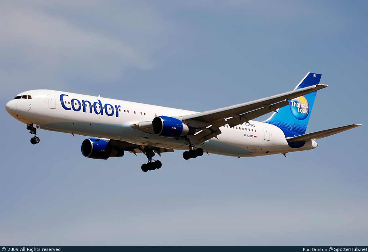 Photo of D-ABUE - Boeing 767-330(ER) operated by Thomas Cook by Condor