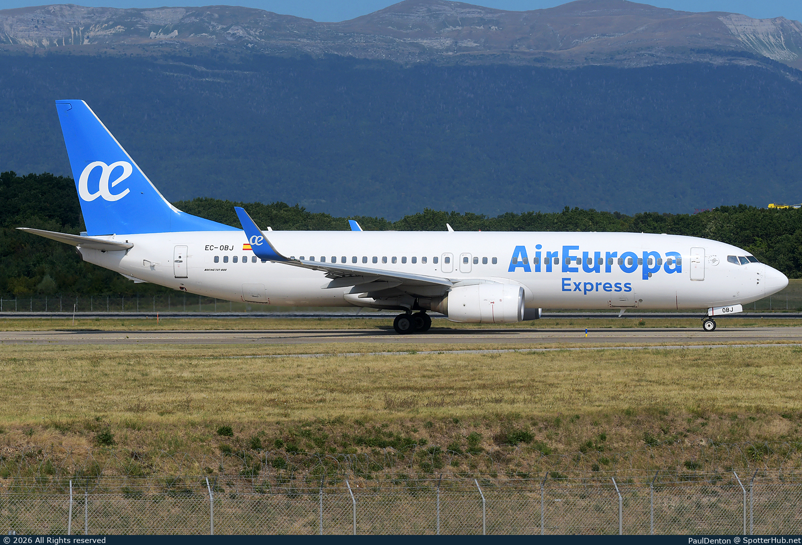 Photo of EC-OBJ - Boeing 737-8GJ operated by Air Europa Express (opb Aeronova)