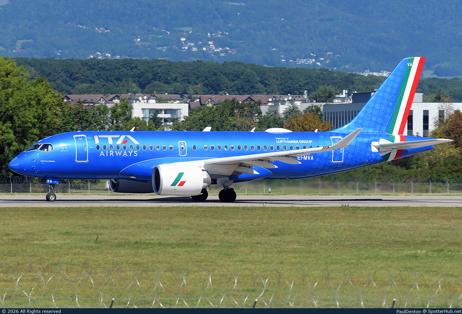 Photo of EI-MVA - Airbus A220-100 operated by ITA Airways