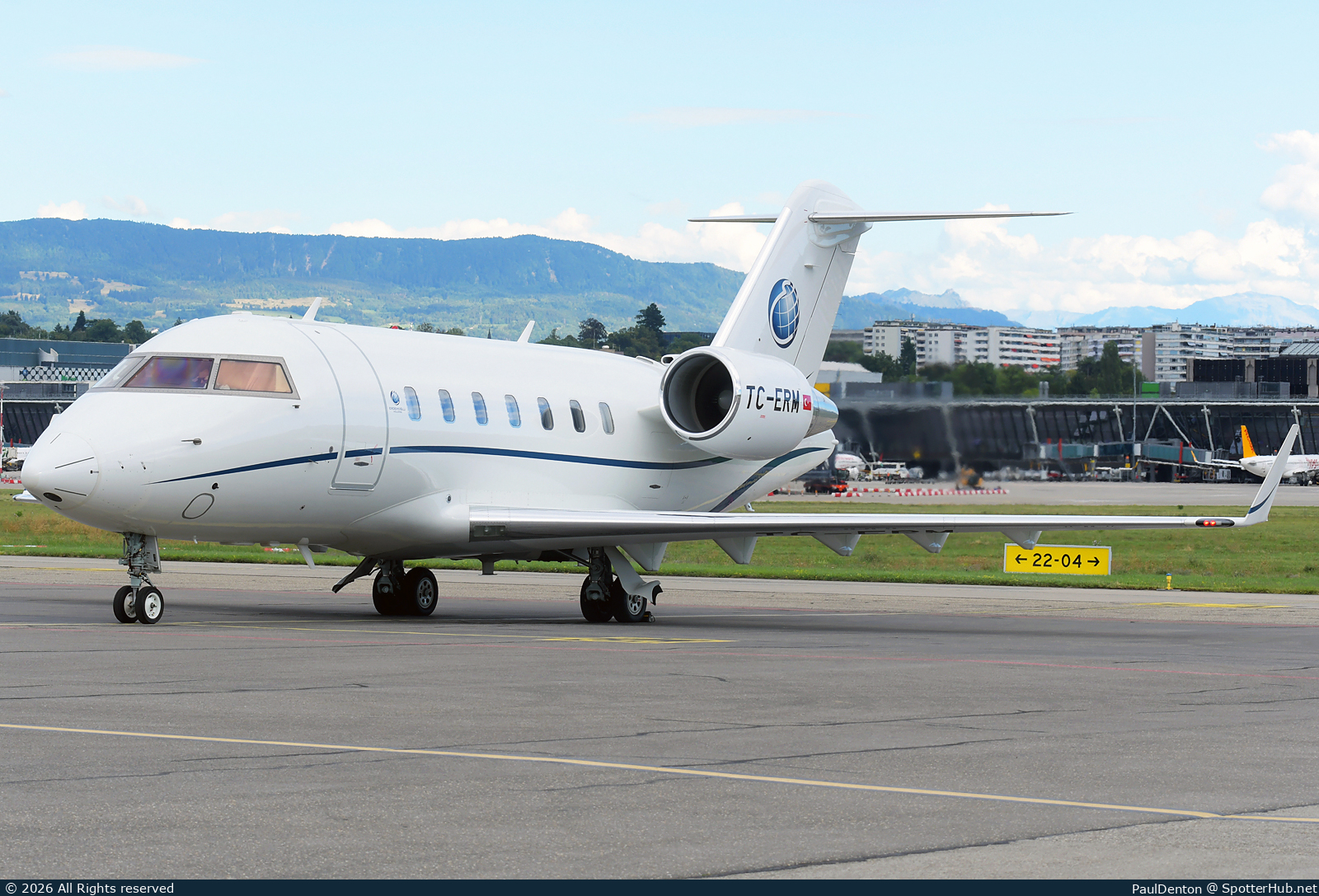 Photo of TC-ERM - Bombardier Challenger 650 operated by Swan Aviation