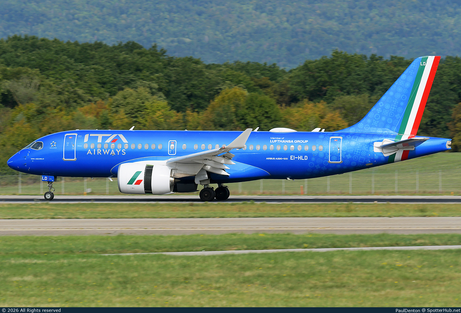 Photo of EI-HLD - Airbus A220-100 operated by ITA Airways