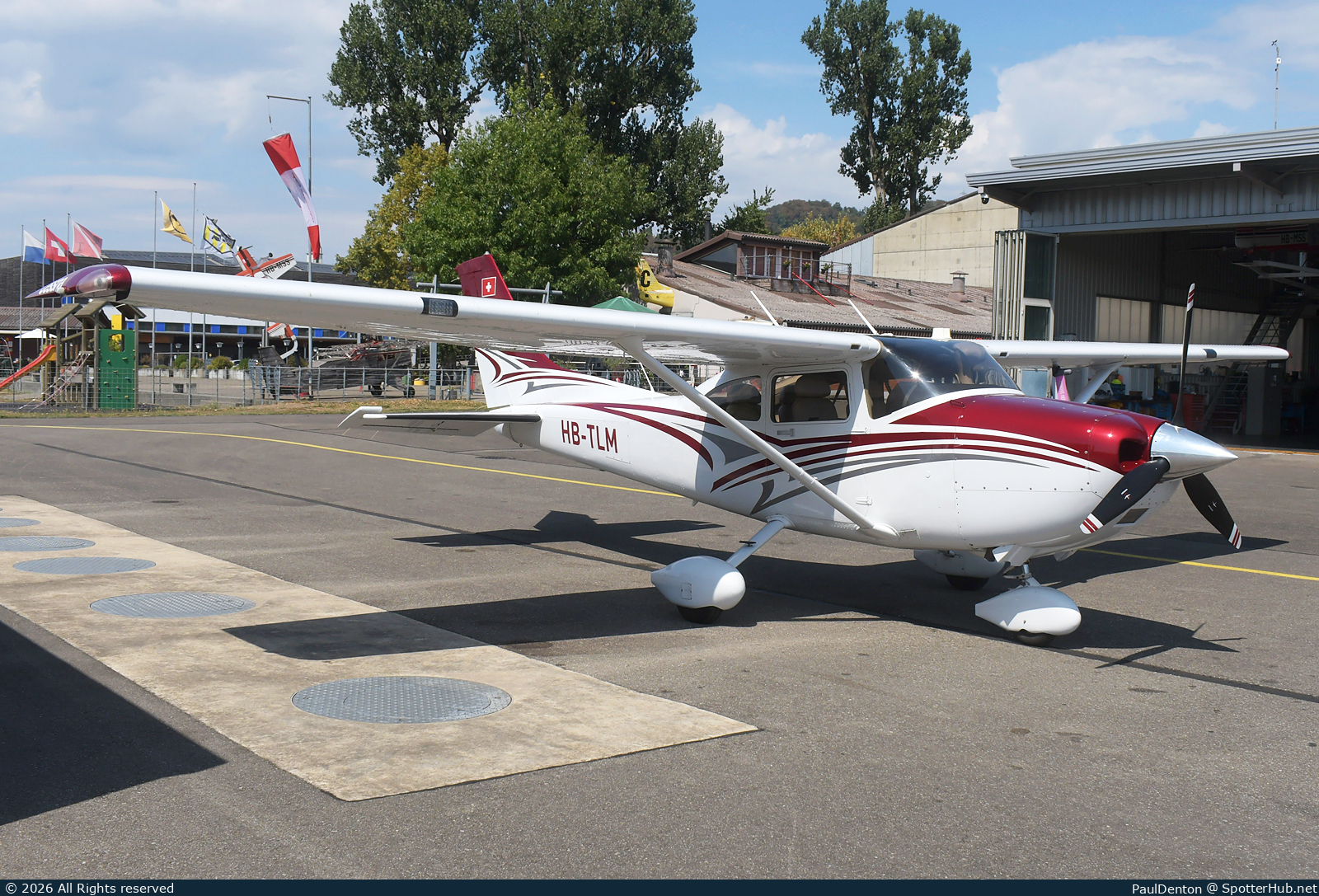 Photo of HB-TLM - Cessna 182T Skylane operated by Flying-Ranch Triengen