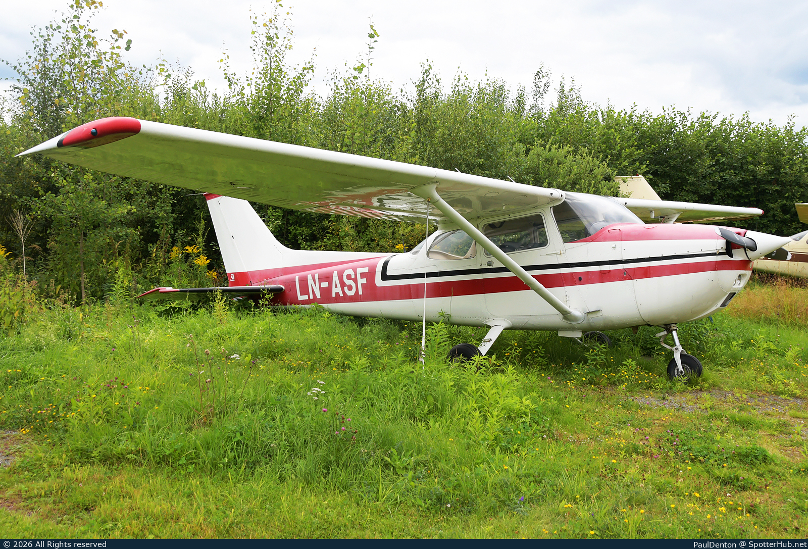 Photo of LN-ASF - Reims-Cessna F172M Skyhawk operated by Private