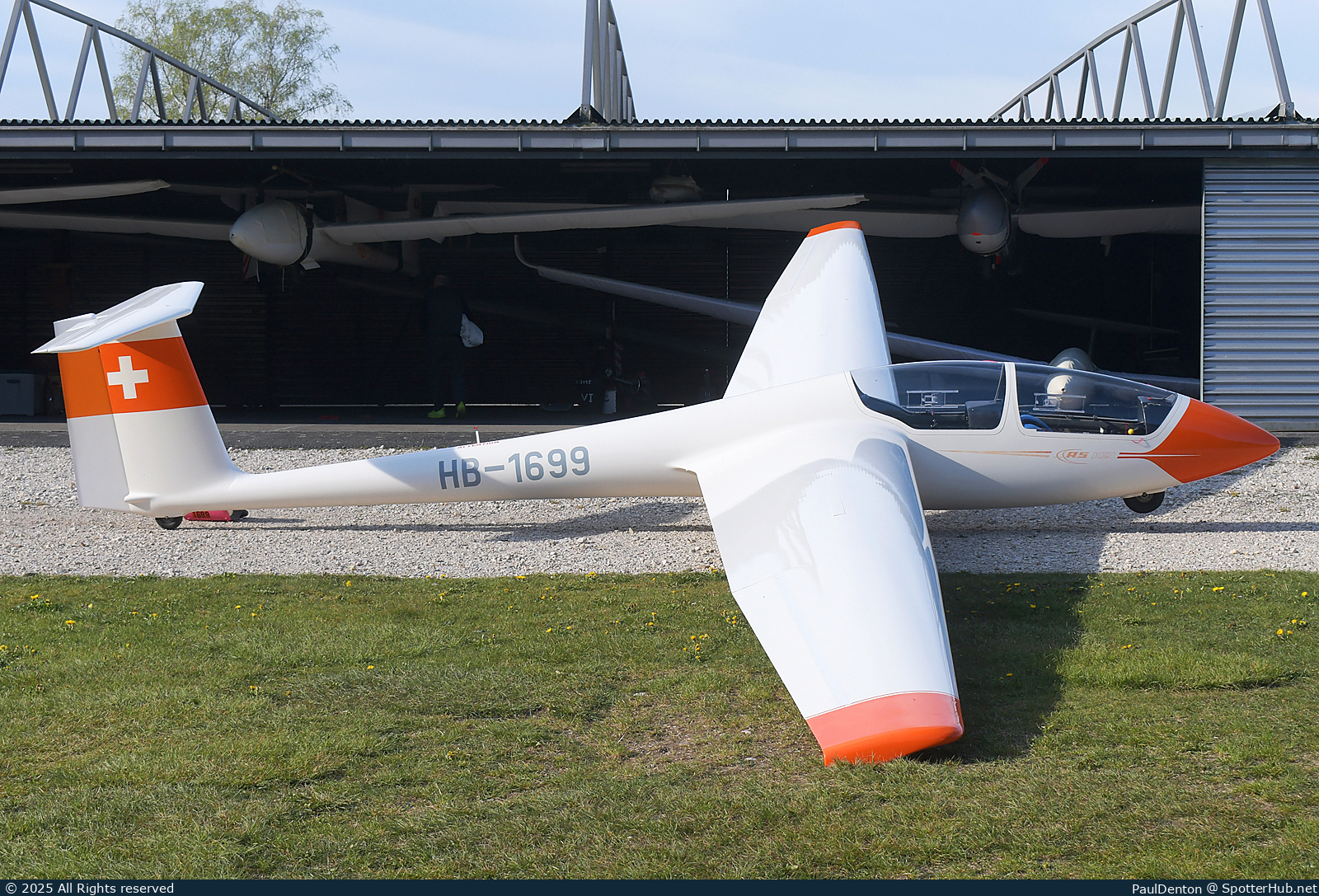 Photo of HB-1699 - Schleicher ASK 21 operated by Groupe Genevois de Vol à Voile de Montricher